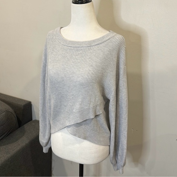 Gray Ribbed Sweater - Picture 5 of 7